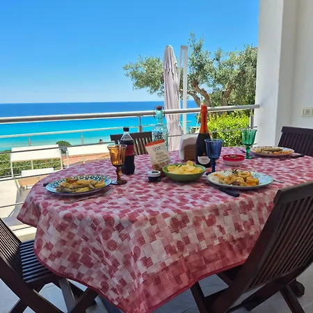 Hébergement de vacances La Terrazza Sull'alba Costa Rei